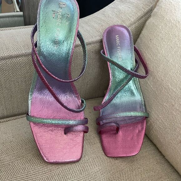 NEW Marc Fisher Women’s Mermaid Ombre Square Toe Heeled Sandals - Picture 6 of 6